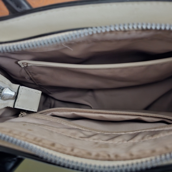 NWOT Nine West bag - Picture 3 of 3